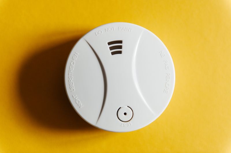 Smoke Detector with Warning Light